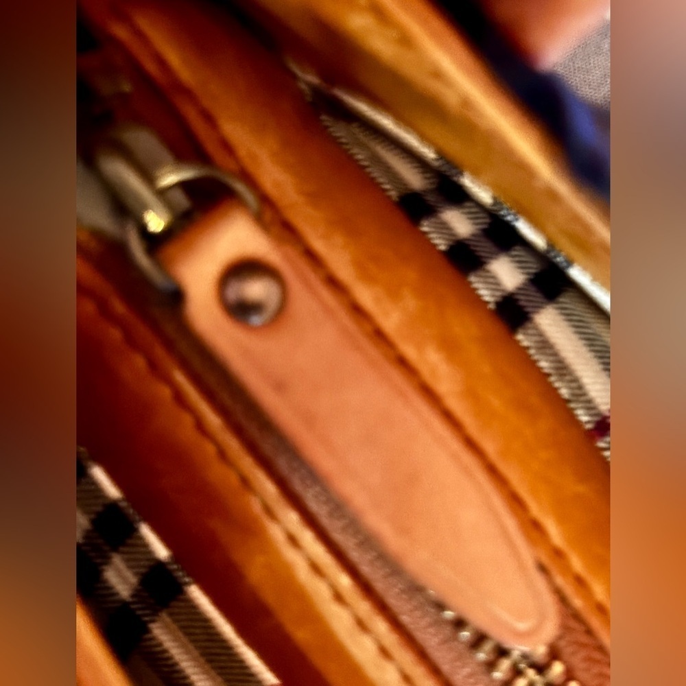 Burberry Vintage Leather Shoulder Bag | Nova Check Lining w/DB | Viral 20K Views - Picture 10 of 17